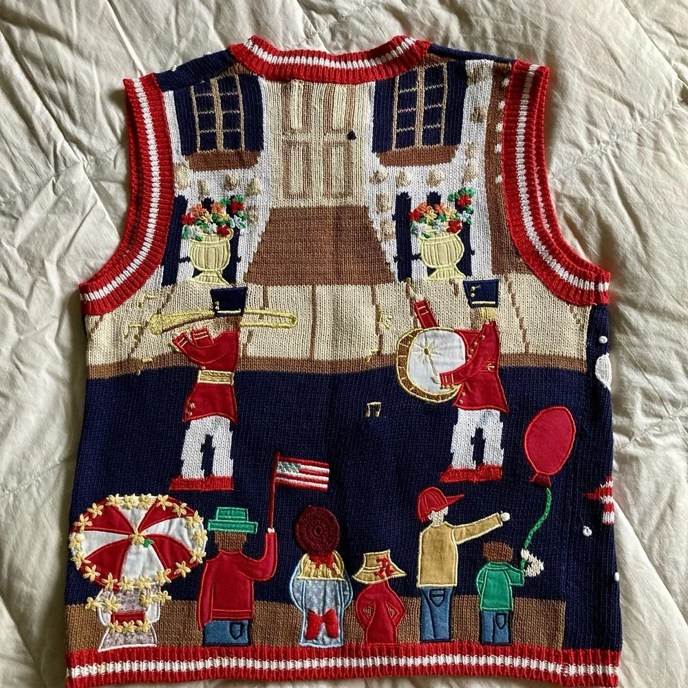 Vtg 1996 Eagles Eye Hand Knit Sweater Vest 3D Americana Marching Band USA Med
